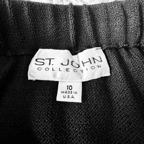 St. John Collection Fit & Flare Skirt in Black - Picture 5 of 9
